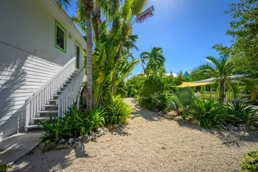 Sugarloaf, Florida, 33042, United States, 3 Bedrooms Bedrooms, ,2 BathroomsBathrooms,Residential,Forsale,1968279