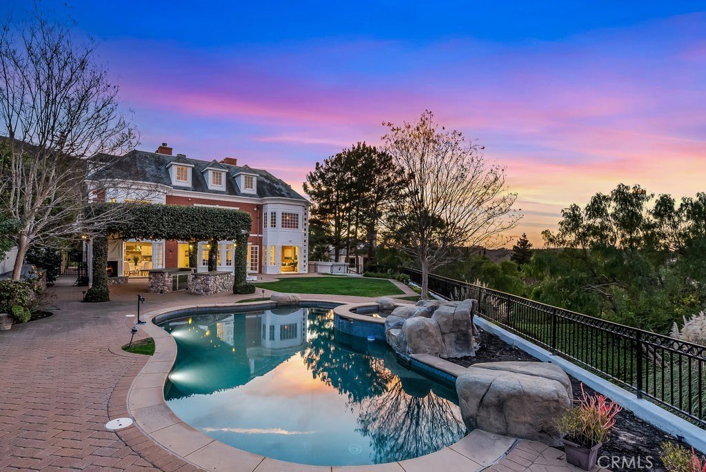 San Juan Capistrano, California, 92675, United States, 6 Bedrooms Bedrooms, ,7.5 BathroomsBathrooms,Residential,Forsale,1884155