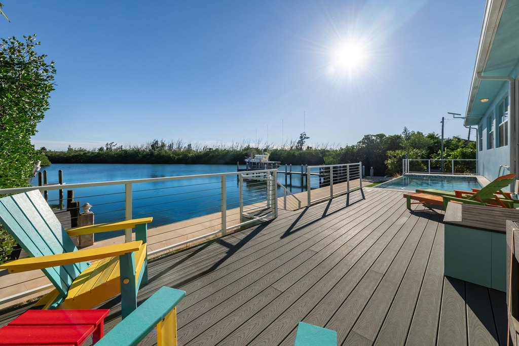 MARATHON, Florida, 33050, United States, 4 Bedrooms Bedrooms, ,3.5 BathroomsBathrooms,Residential,Forsale,1927569