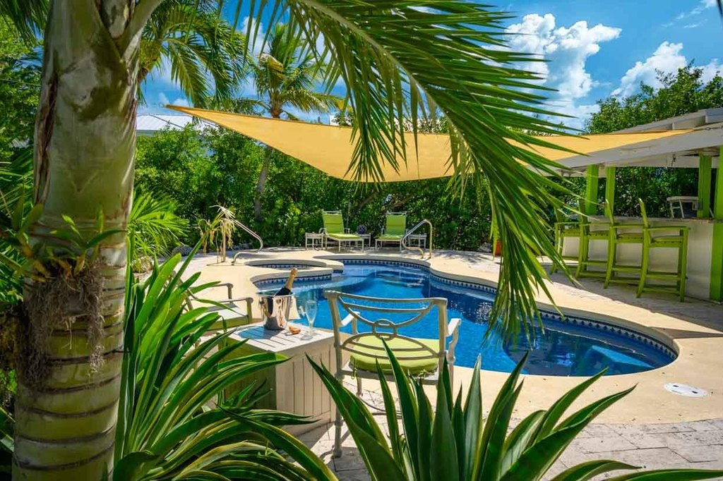 Sugarloaf, Florida, 33042, United States, 3 Bedrooms Bedrooms, ,2 BathroomsBathrooms,Residential,Forsale,1968279