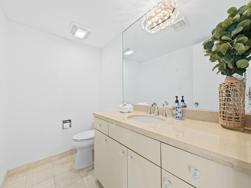 Highland Beach, Florida, 33487, United States, 3 Bedrooms Bedrooms, ,2.5 BathroomsBathrooms,Residential,Forsale,1886576