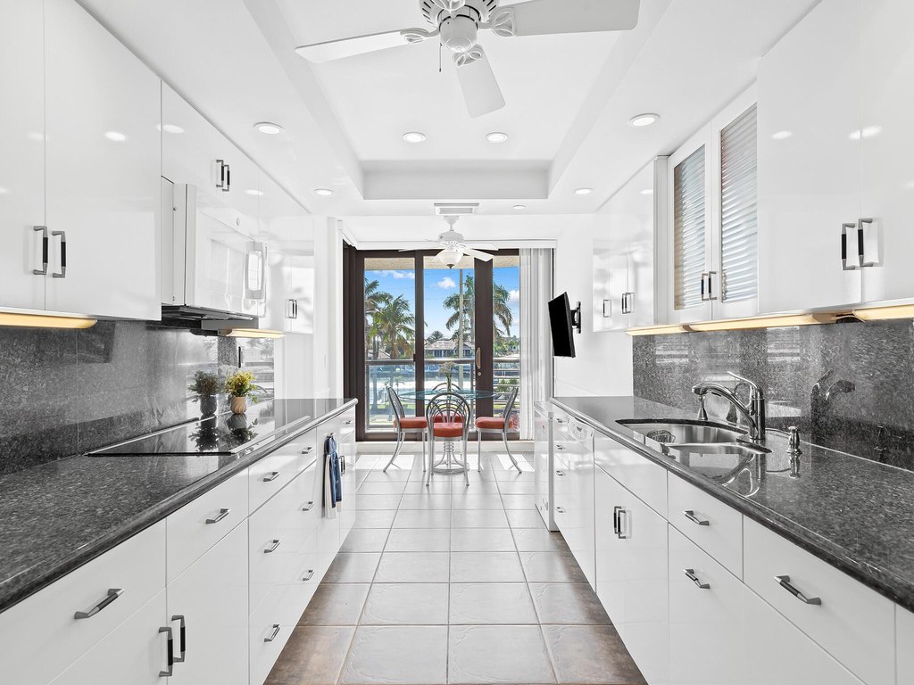 Highland Beach, Florida, 33487, United States, 3 Bedrooms Bedrooms, ,2.5 BathroomsBathrooms,Residential,Forsale,1886576