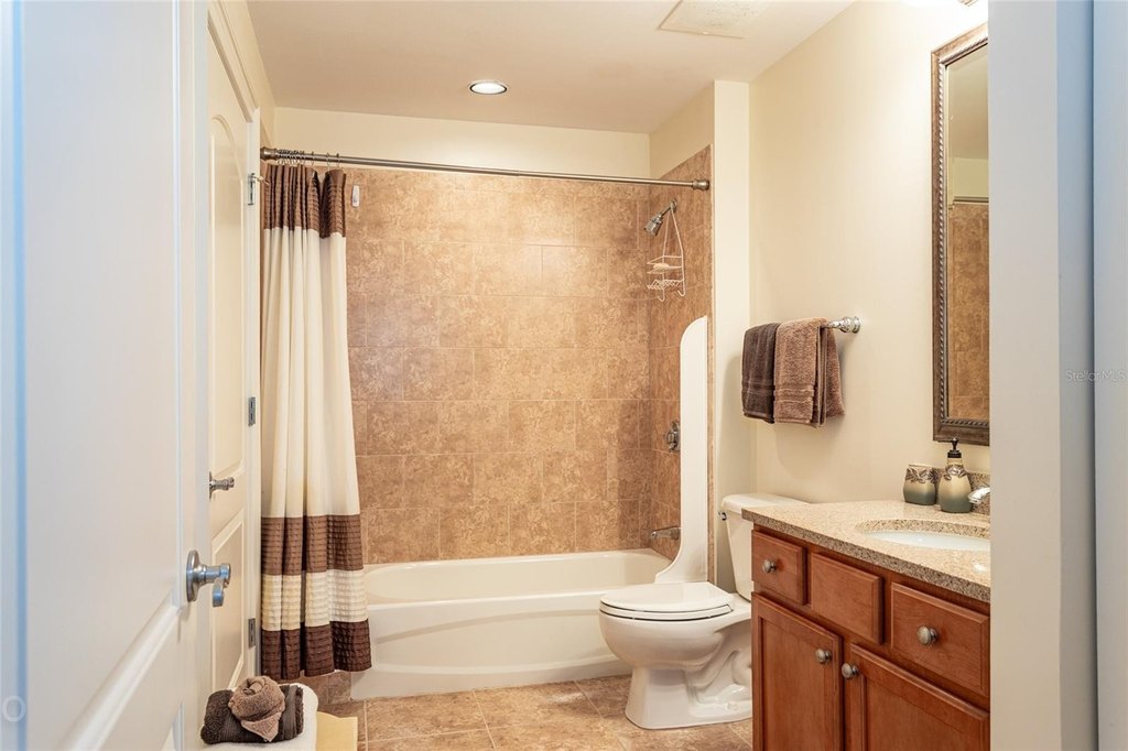 PALM COAST, Florida, 32137, United States, 3 Bedrooms Bedrooms, ,3 BathroomsBathrooms,Residential,Forsale,1944489