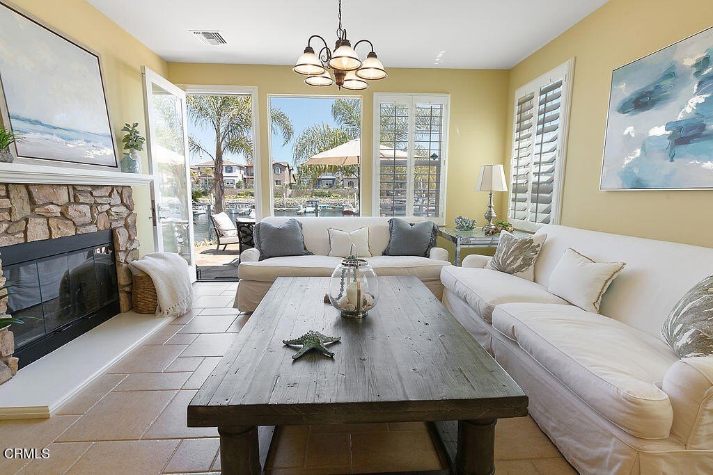 Oxnard, California, 93035, United States, 4 Bedrooms Bedrooms, ,3.5 BathroomsBathrooms,Residential,Forsale,2004522