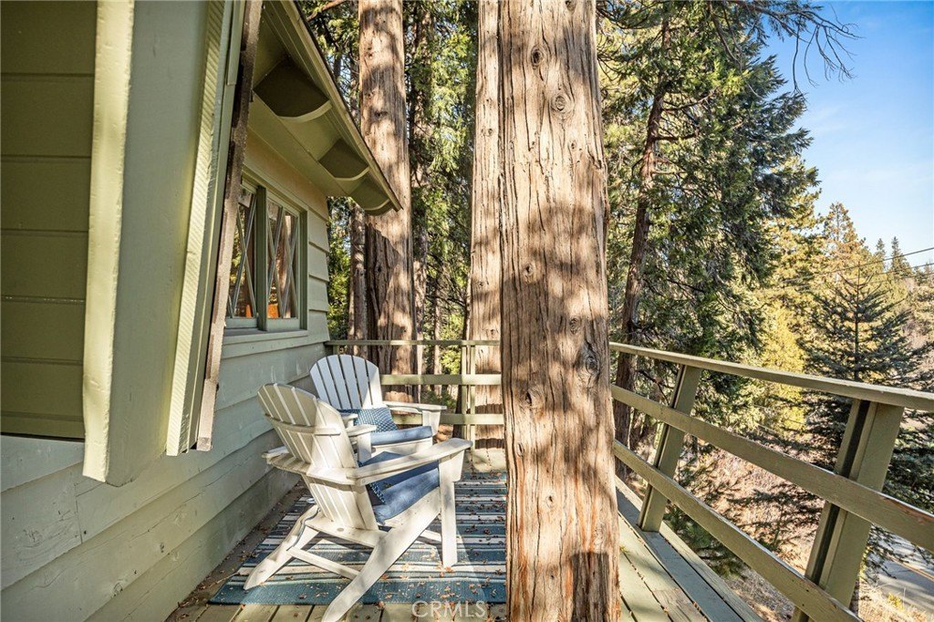 Lake Arrowhead, California, 92352, United States, 3 Bedrooms Bedrooms, ,2 BathroomsBathrooms,Residential,Forsale,1886296