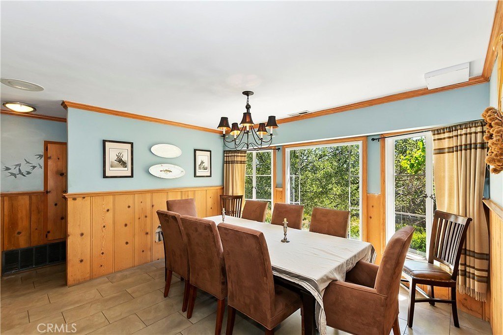 Lake Arrowhead, California, 92352, United States, 4 Bedrooms Bedrooms, ,3.5 BathroomsBathrooms,Residential,Forsale,1946614