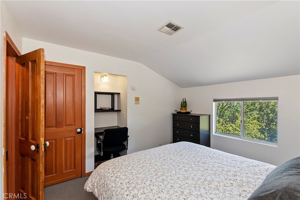 Lake Arrowhead, California, 92352, United States, 4 Bedrooms Bedrooms, ,3.5 BathroomsBathrooms,Residential,Forsale,1946614