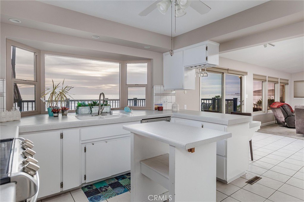 Cayucos, California, 93430, United States, 6 Bedrooms Bedrooms, ,3 BathroomsBathrooms,Residential,Forsale,1960244