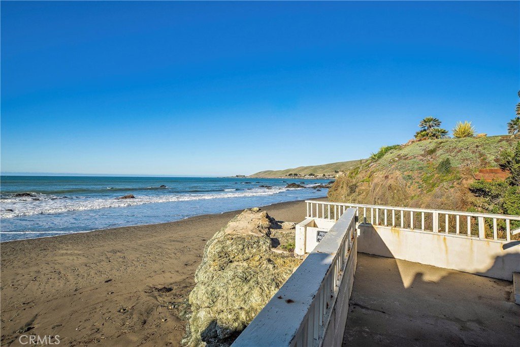 Cayucos, California, 93430, United States, 6 Bedrooms Bedrooms, ,3 BathroomsBathrooms,Residential,Forsale,1960244
