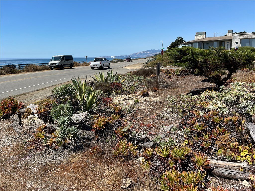 Cambria, California, 93428, United States, 1 Bedroom Bedrooms, ,1 BathroomBathrooms,Residential,Forsale,1899783