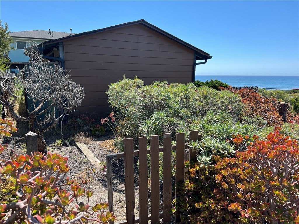 Cambria, California, 93428, United States, 1 Bedroom Bedrooms, ,1 BathroomBathrooms,Residential,Forsale,1899783