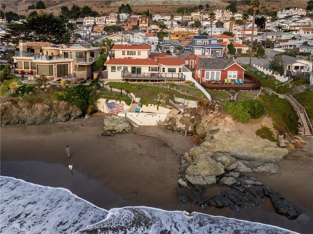 Cayucos, California, 93430, United States, 6 Bedrooms Bedrooms, ,3 BathroomsBathrooms,Residential,Forsale,1960244