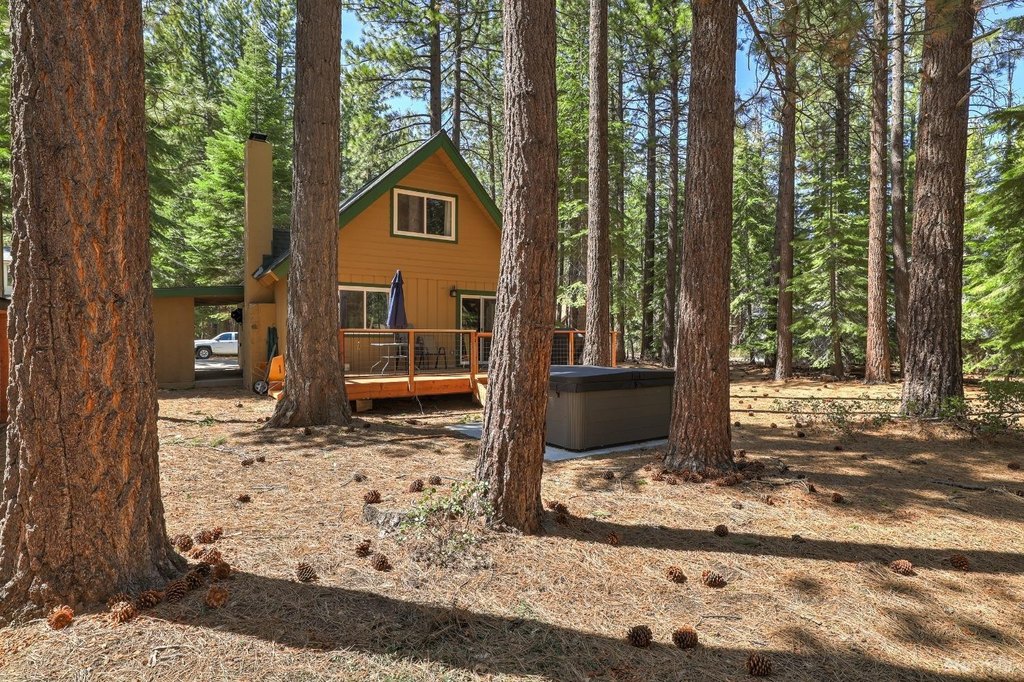 South Lake Tahoe, California, 96150, United States, 3 Bedrooms Bedrooms, ,2 BathroomsBathrooms,Residential,Forsale,1886457