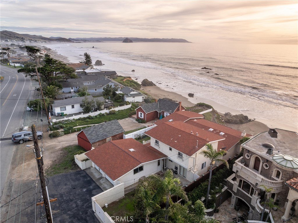 Cayucos, California, 93430, United States, 6 Bedrooms Bedrooms, ,3 BathroomsBathrooms,Residential,Forsale,1960244