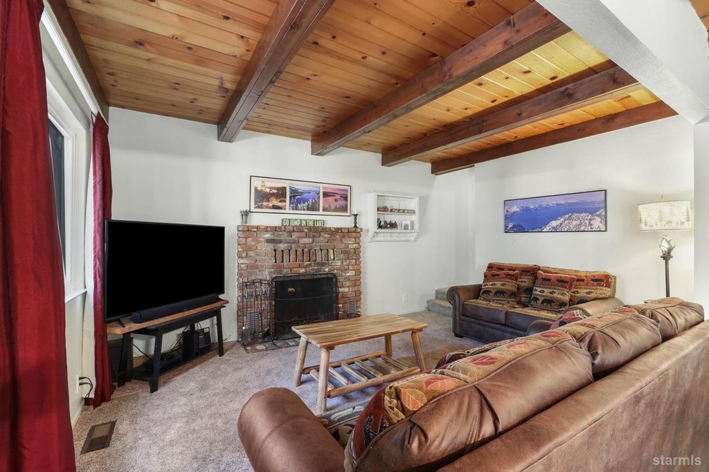 South Lake Tahoe, California, 96150, United States, 3 Bedrooms Bedrooms, ,2 BathroomsBathrooms,Residential,Forsale,1886457