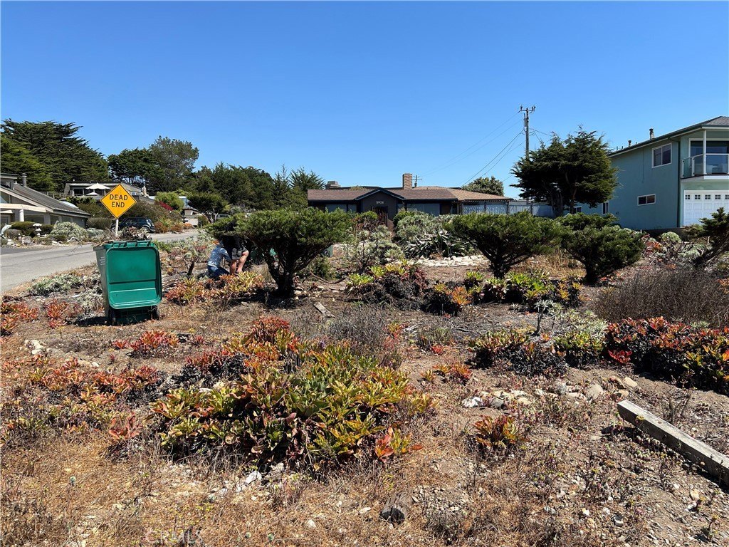 Cambria, California, 93428, United States, 1 Bedroom Bedrooms, ,1 BathroomBathrooms,Residential,Forsale,1899783