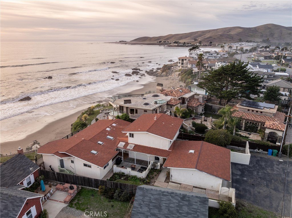 Cayucos, California, 93430, United States, 6 Bedrooms Bedrooms, ,3 BathroomsBathrooms,Residential,Forsale,1960244