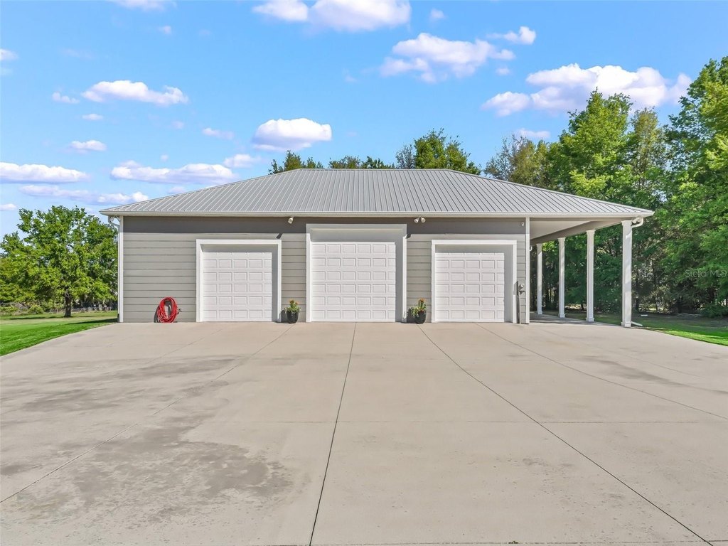 WEIRSDALE, Florida, 32195, United States, 3 Bedrooms Bedrooms, ,2 BathroomsBathrooms,Residential,Forsale,2004580