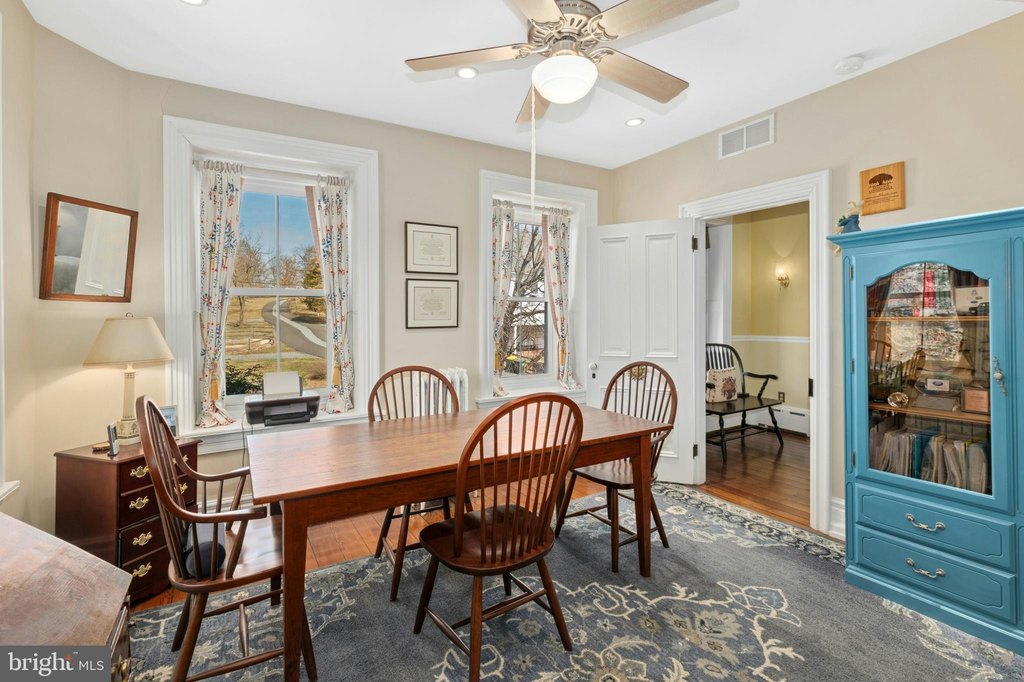 QUAKERTOWN, Pennsylvania, 18951, United States, 6 Bedrooms Bedrooms, ,4.5 BathroomsBathrooms,Residential,Forsale,1929511