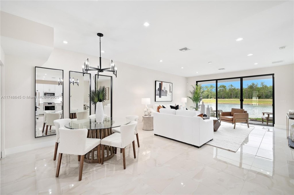 Fort Myers, Florida, 33913, United States, 3 Bedrooms Bedrooms, ,3.5 BathroomsBathrooms,Residential,Forsale,1913813