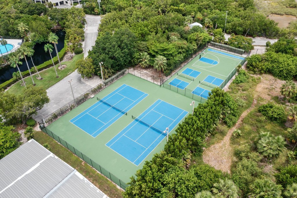 MARATHON, Florida, 33050, United States, 2 Bedrooms Bedrooms, ,2 BathroomsBathrooms,Residential,Forsale,1903970