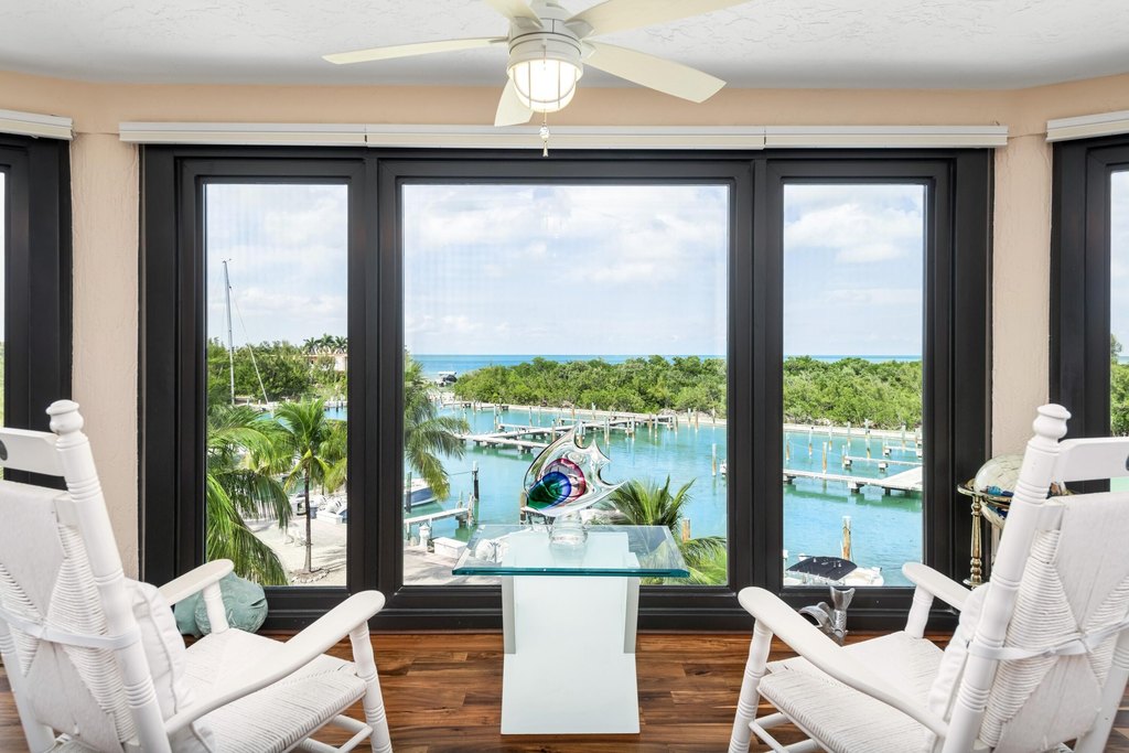 MARATHON, Florida, 33050, United States, 2 Bedrooms Bedrooms, ,2 BathroomsBathrooms,Residential,Forsale,1903970