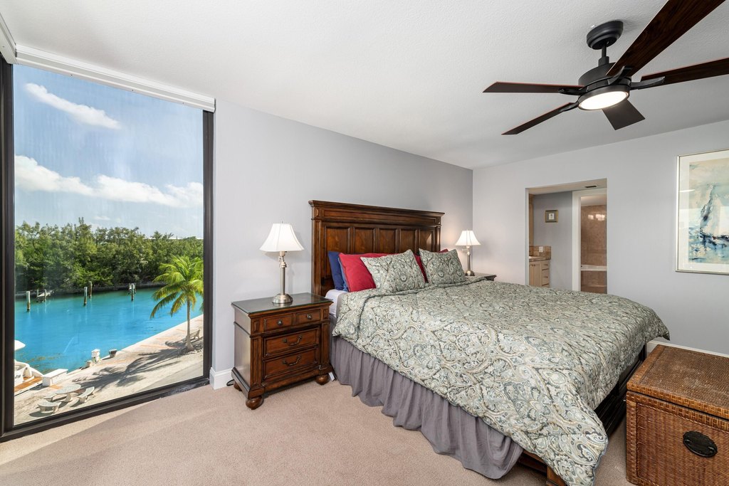 MARATHON, Florida, 33050, United States, 2 Bedrooms Bedrooms, ,2 BathroomsBathrooms,Residential,Forsale,1903970