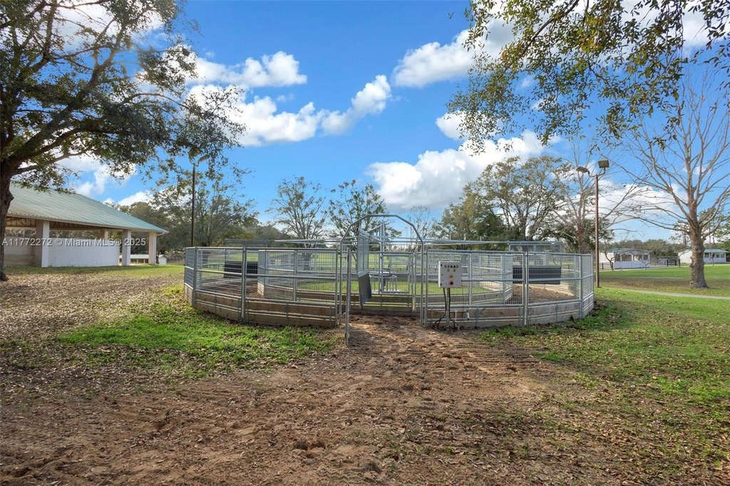 Other City - In The State Of Florida, Florida, 34491, United States, 3 Bedrooms Bedrooms, ,2 BathroomsBathrooms,Residential,Forsale,1905406
