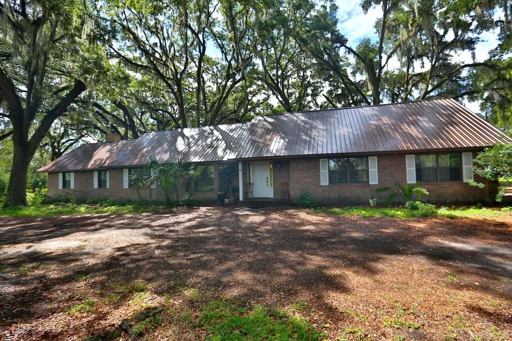 HAWTHORNE, Florida, 32640, United States, 4 Bedrooms Bedrooms, ,4 BathroomsBathrooms,Residential,Forsale,1903064