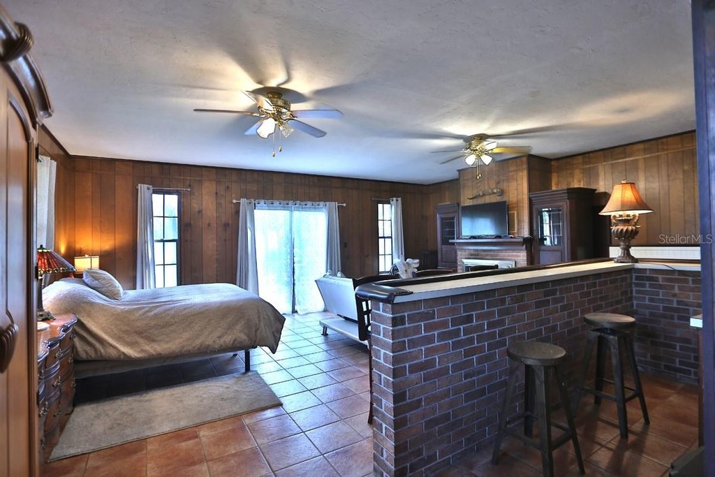 HAWTHORNE, Florida, 32640, United States, 4 Bedrooms Bedrooms, ,4 BathroomsBathrooms,Residential,Forsale,1903064
