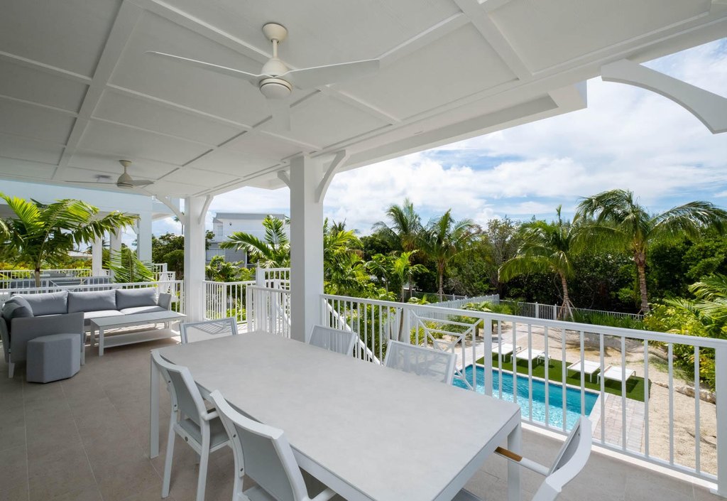 MARATHON, Florida, 33050, United States, 5 Bedrooms Bedrooms, ,4 BathroomsBathrooms,Residential,Forsale,2004364