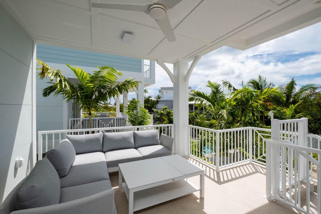 MARATHON, Florida, 33050, United States, 5 Bedrooms Bedrooms, ,4 BathroomsBathrooms,Residential,Forsale,2004364