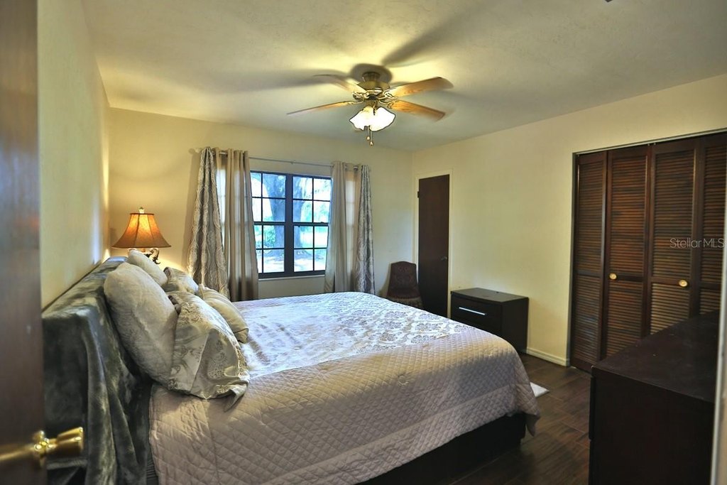 HAWTHORNE, Florida, 32640, United States, 4 Bedrooms Bedrooms, ,4 BathroomsBathrooms,Residential,Forsale,1903064