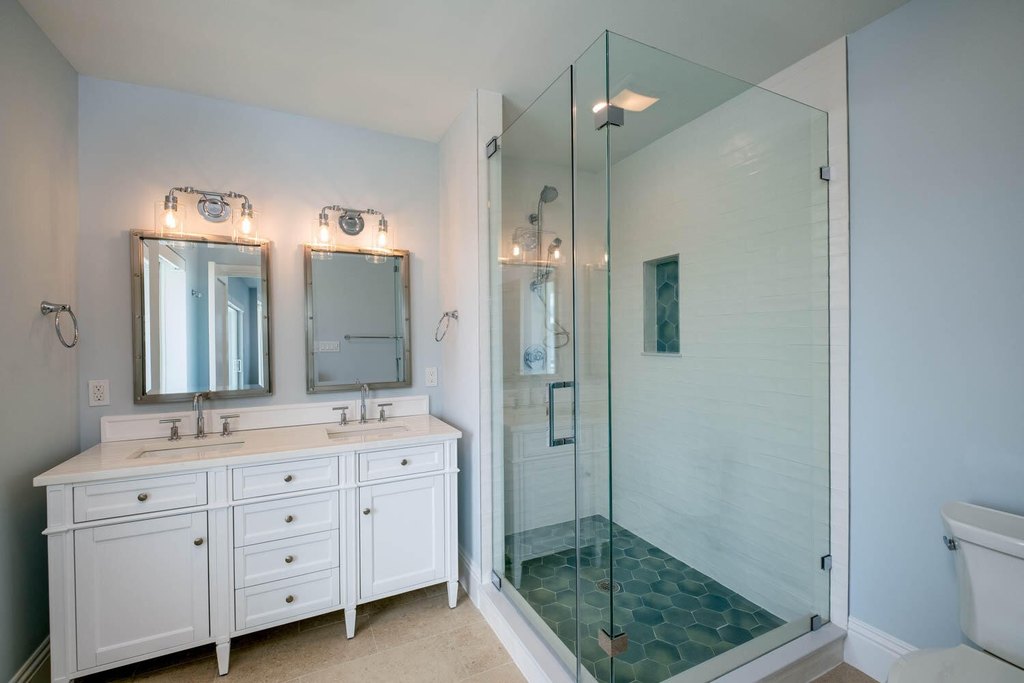 MARATHON, Florida, 33050, United States, 5 Bedrooms Bedrooms, ,4 BathroomsBathrooms,Residential,Forsale,2004364