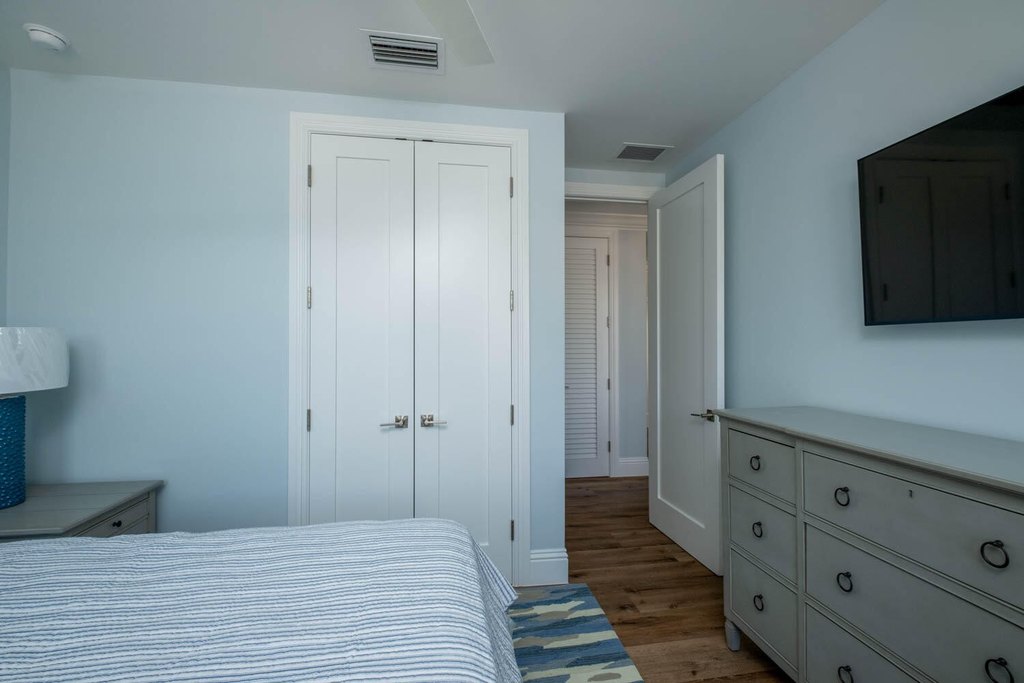 MARATHON, Florida, 33050, United States, 5 Bedrooms Bedrooms, ,4 BathroomsBathrooms,Residential,Forsale,2004364