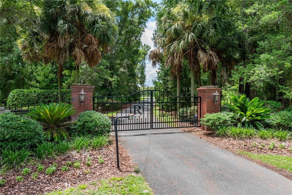 OCALA, Florida, 34482, United States, 3 Bedrooms Bedrooms, ,3.5 BathroomsBathrooms,Residential,Forsale,1884204