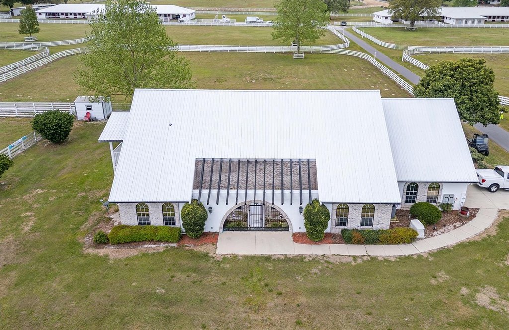 MORRISTON, Florida, 32668, United States, 5 Bedrooms Bedrooms, ,5 BathroomsBathrooms,Residential,Forsale,1903069