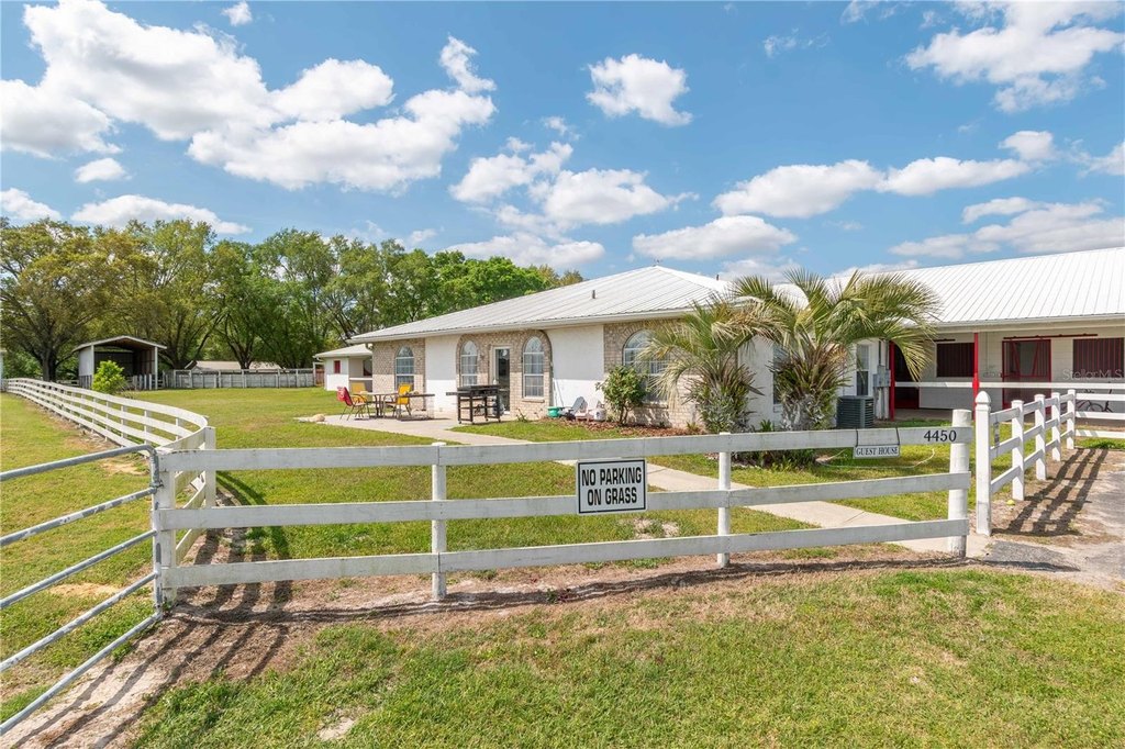 MORRISTON, Florida, 32668, United States, 5 Bedrooms Bedrooms, ,5 BathroomsBathrooms,Residential,Forsale,1903069