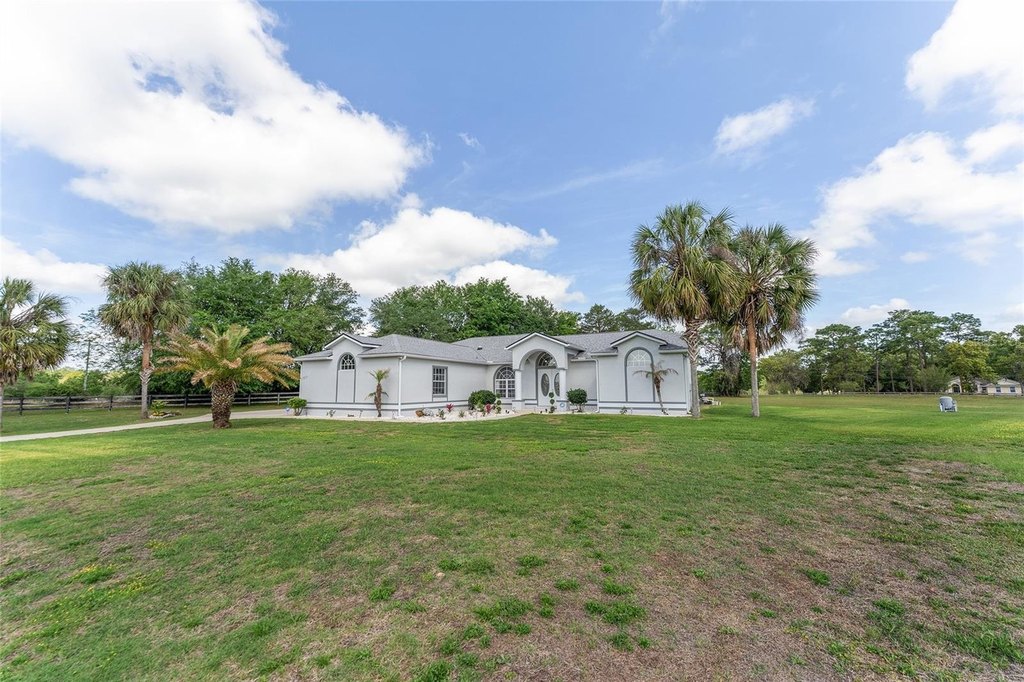 SILVER SPRINGS, Florida, 34488, United States, 3 Bedrooms Bedrooms, ,3 BathroomsBathrooms,Residential,Forsale,1944507