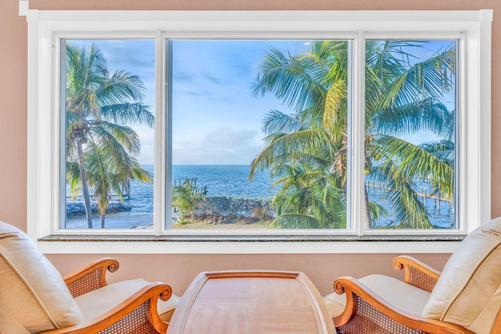 MARATHON, Florida, 33050, United States, 3 Bedrooms Bedrooms, ,4.5 BathroomsBathrooms,Residential,Forsale,1968275