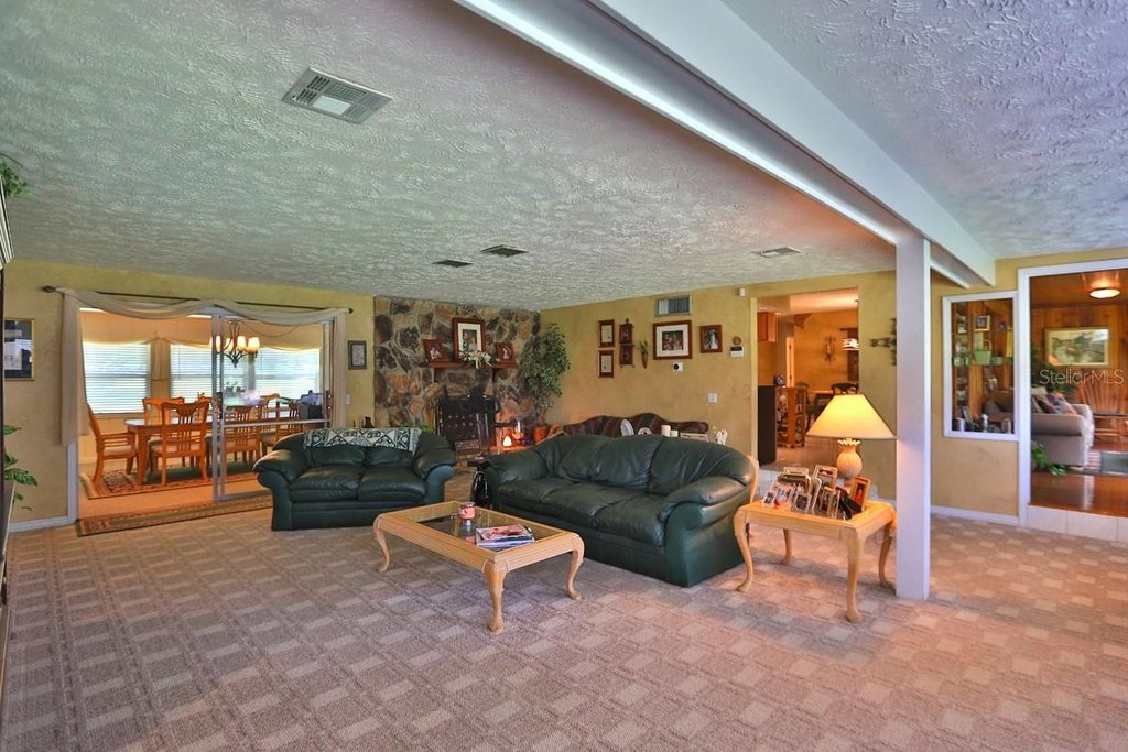 OCALA, Florida, 34471, United States, 3 Bedrooms Bedrooms, ,3 BathroomsBathrooms,Residential,Forsale,1905400
