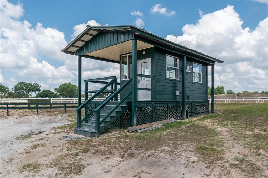 MORRISTON, Florida, 32668, United States, 1 Bedroom Bedrooms, ,1 BathroomBathrooms,Residential,Forsale,2003962