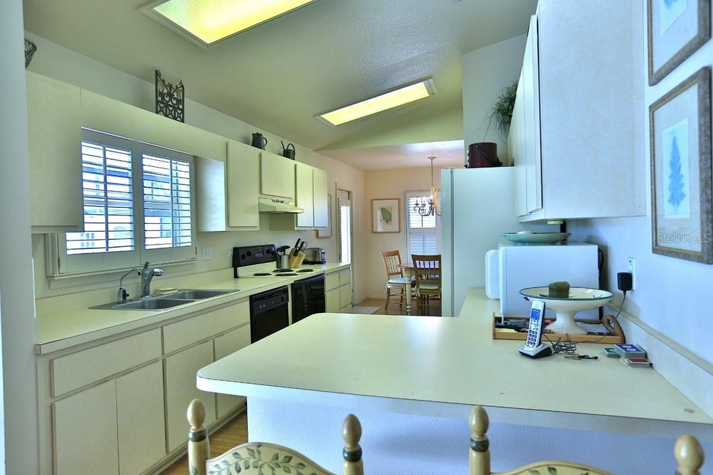 REDDICK, Florida, 32686, United States, 3 Bedrooms Bedrooms, ,2 BathroomsBathrooms,Residential,Forsale,1944501