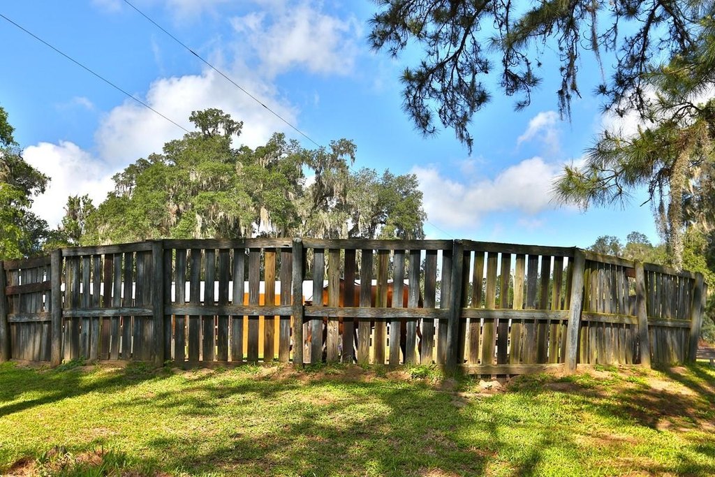 REDDICK, Florida, 32686, United States, 3 Bedrooms Bedrooms, ,2 BathroomsBathrooms,Residential,Forsale,1905399