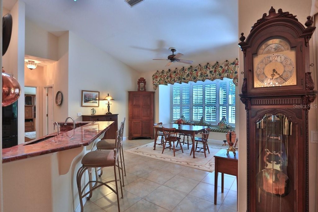OCALA, Florida, 34480, United States, 3 Bedrooms Bedrooms, ,3 BathroomsBathrooms,Residential,Forsale,1903062