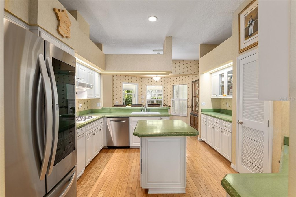 OCALA, Florida, 34471, United States, 3 Bedrooms Bedrooms, ,2.5 BathroomsBathrooms,Residential,Forsale,1959570