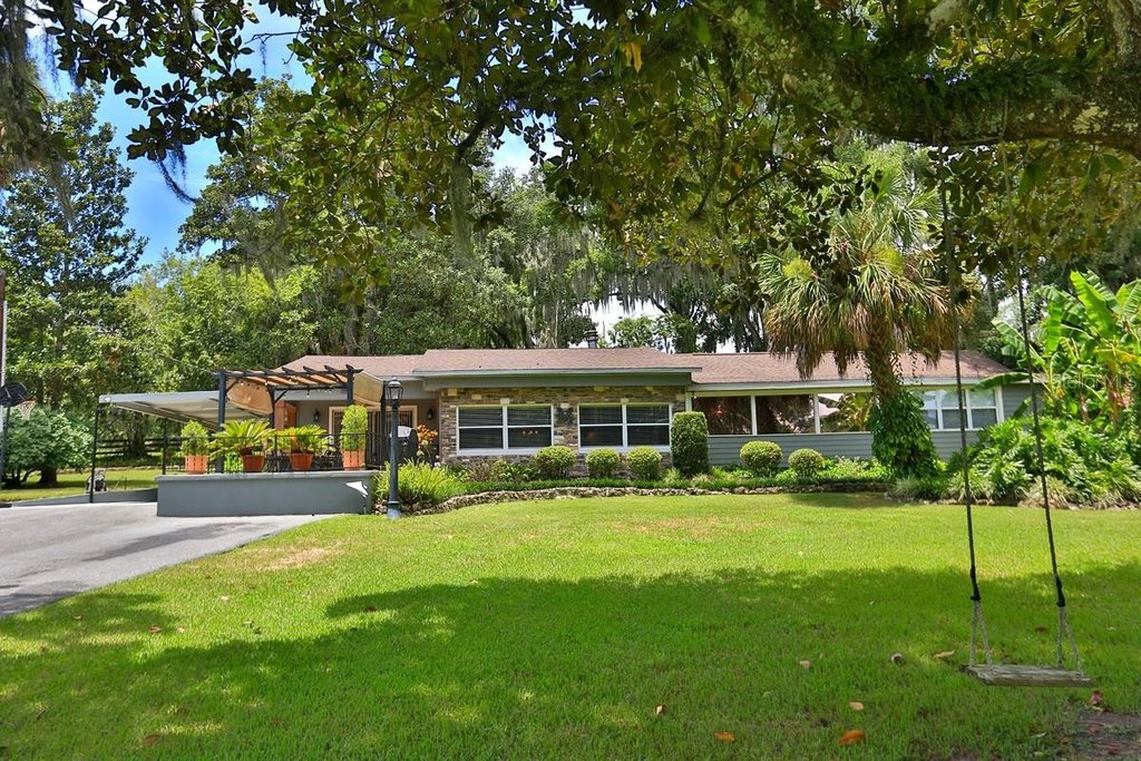 OCALA, Florida, 34471, United States, 3 Bedrooms Bedrooms, ,3 BathroomsBathrooms,Residential,Forsale,1905400