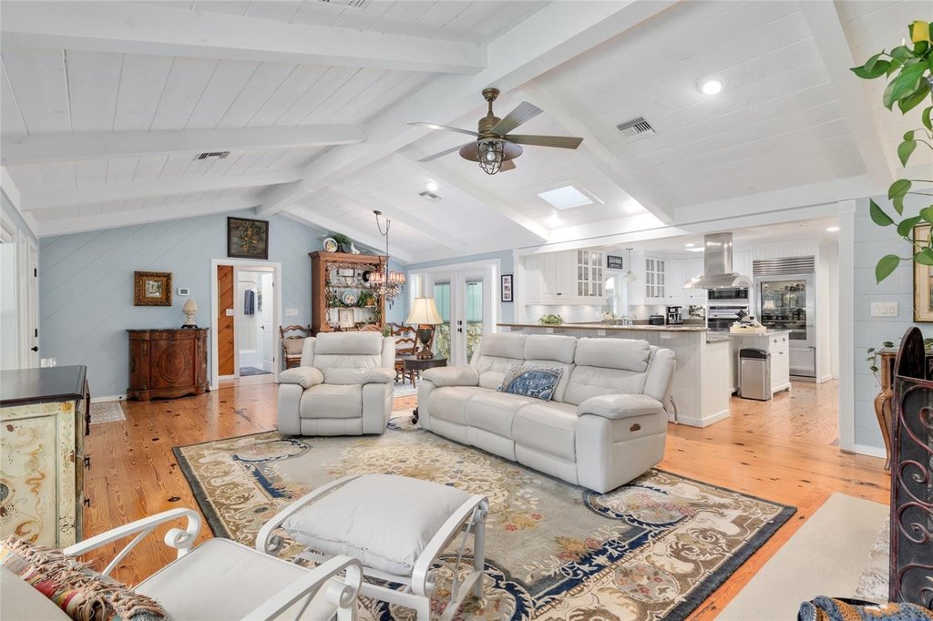 OCALA, Florida, 34480, United States, 5 Bedrooms Bedrooms, ,4.5 BathroomsBathrooms,Residential,Forsale,1905414