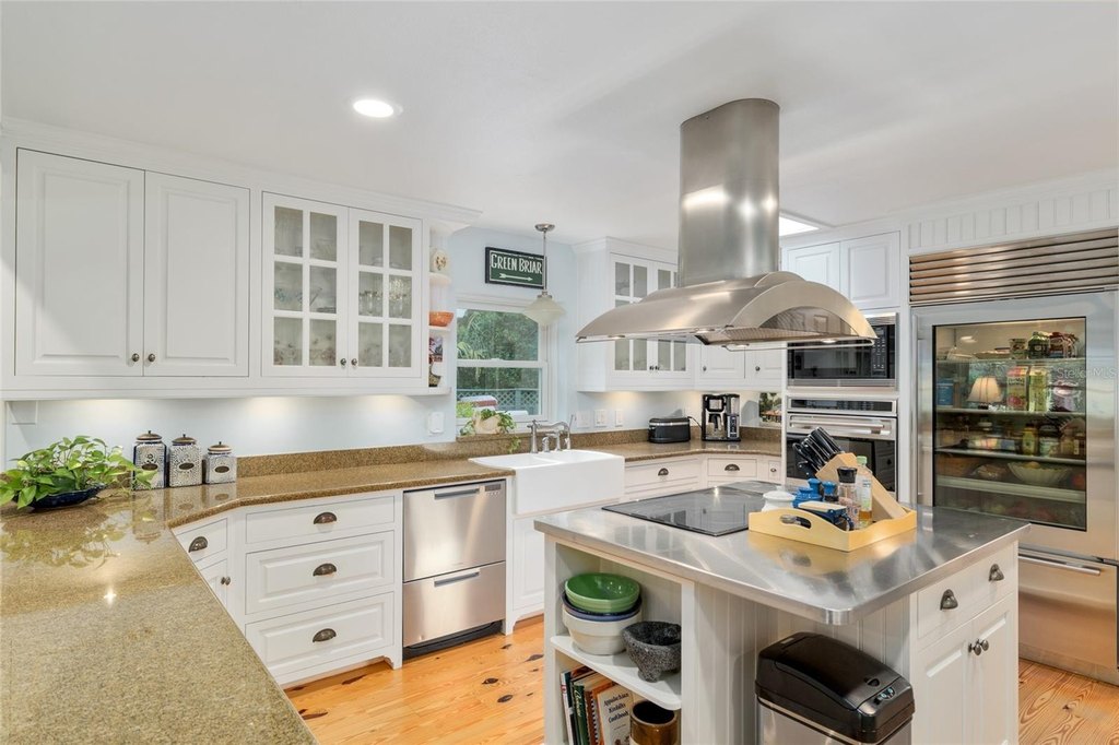 OCALA, Florida, 34480, United States, 5 Bedrooms Bedrooms, ,4.5 BathroomsBathrooms,Residential,Forsale,1905414