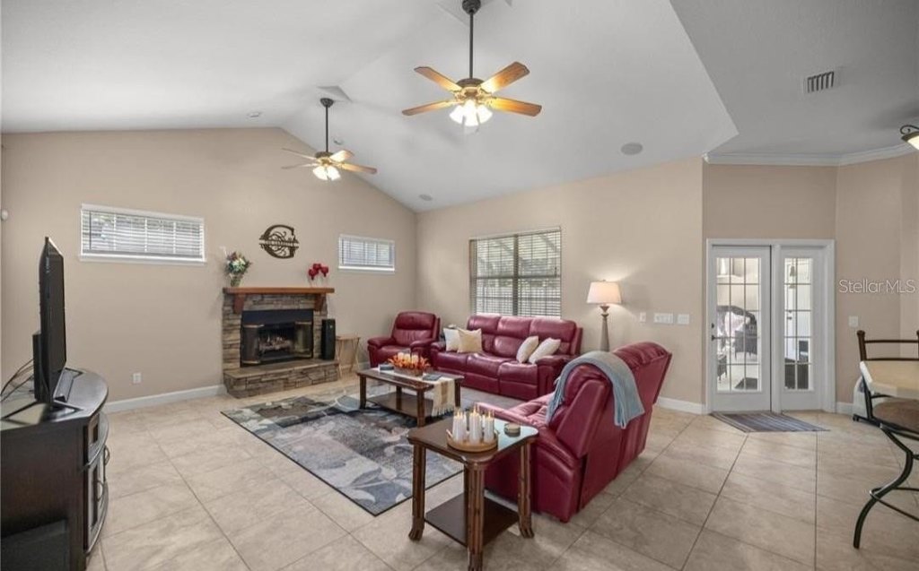 OCALA, Florida, 34480, United States, 3 Bedrooms Bedrooms, ,2 BathroomsBathrooms,Residential,Forsale,2009511